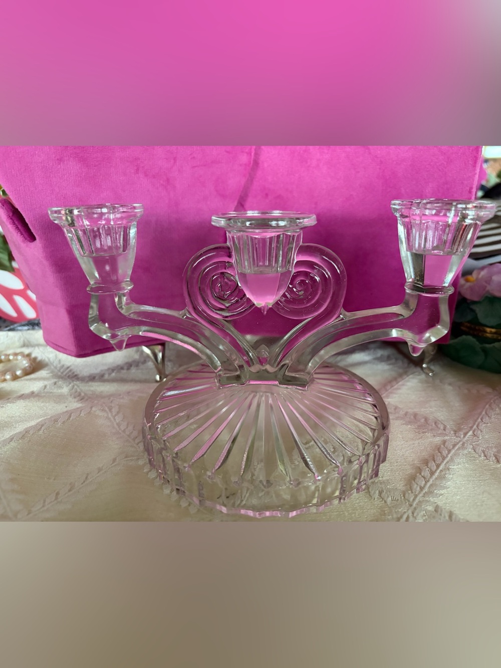 Vintage Jeanette Glass Cosmos Triple Taper Candlestick Holder - Picture 2 of 5